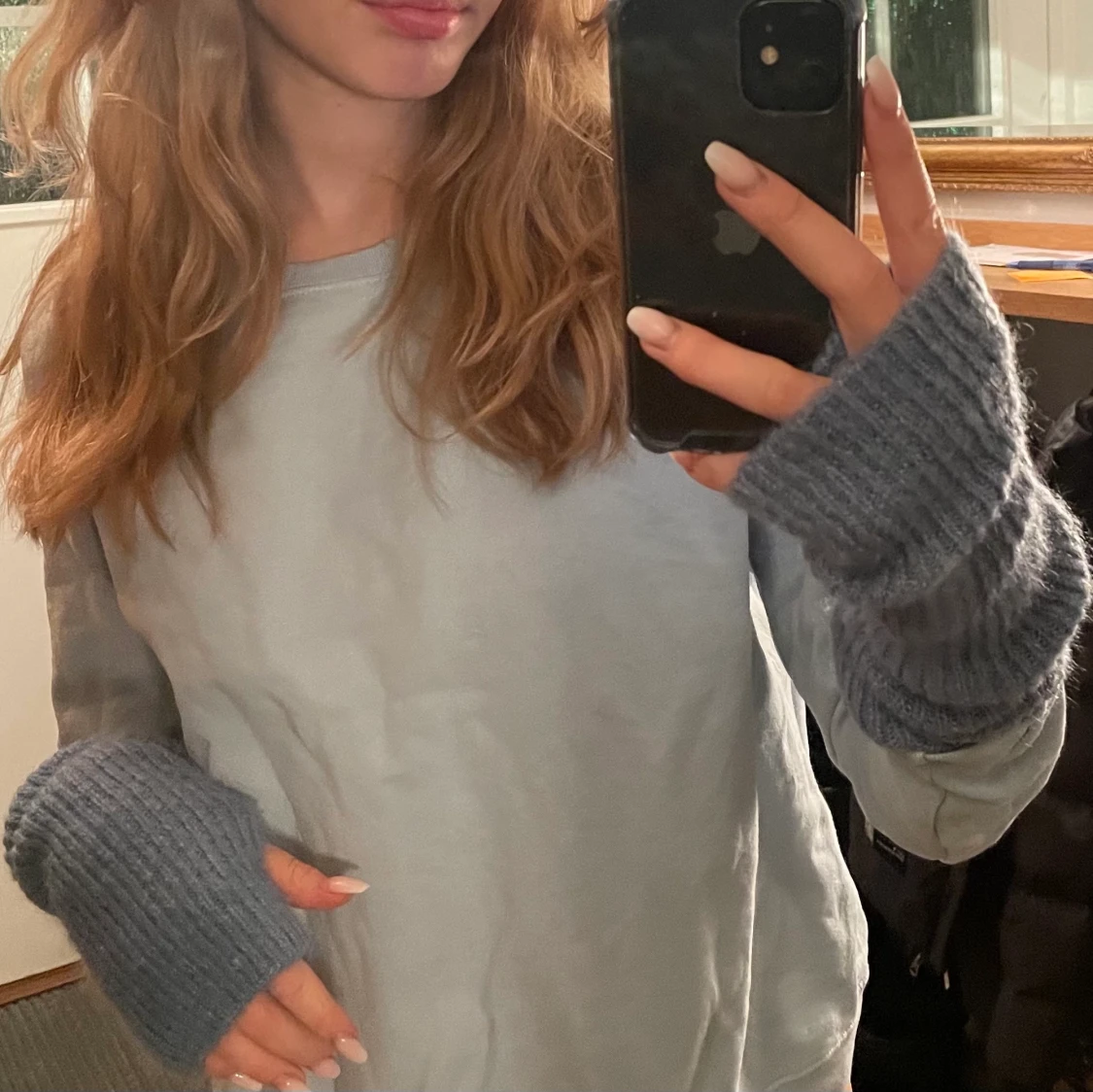 Blå sweatshirt 