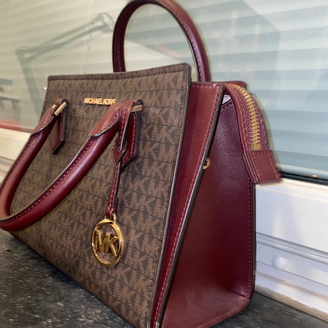 Michael Kors mindre handväska - 91