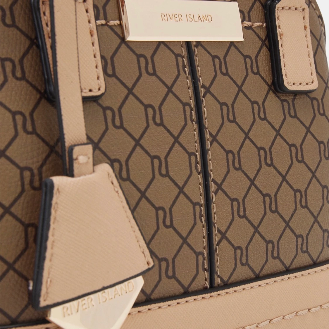 River island väska  - 91