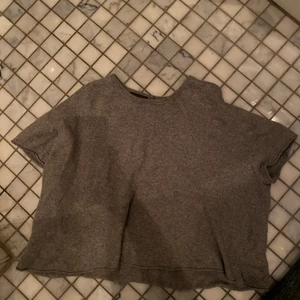 Cashmere tshirt - Super fin grå cashmer T-shirt , verkligen så fin 