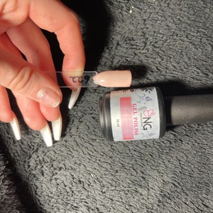 Gellack  - Rosa, 40kr 