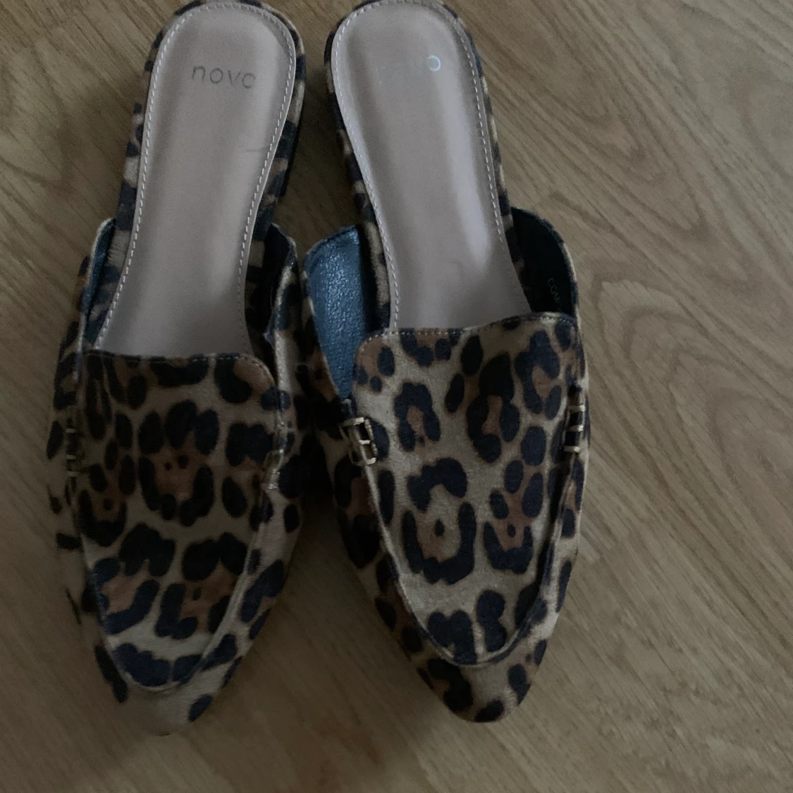 Tommy hilfiger väska / novo skor/tofflor - 91