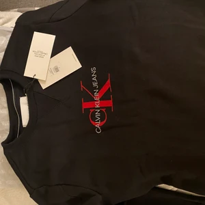 Calvin klein herr tröja  - Säljer en helt ny herr tröja storlek M