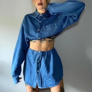 Vintage Jeans crop set dress - Vintage jeans crop set dress som jag sytt själv av en second hand jeans skjorta i size L.