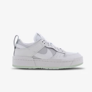 Nike Dunk Low Disrupt - Tänke kolla om nån är intresserad av dessa jättesnygga Nike Dunk Low Disrupt. 😁 De är endast använda 2 gånger så i nyskick.🤩 Hör av er för fler bilder mm! 📌Nypris 1250kr