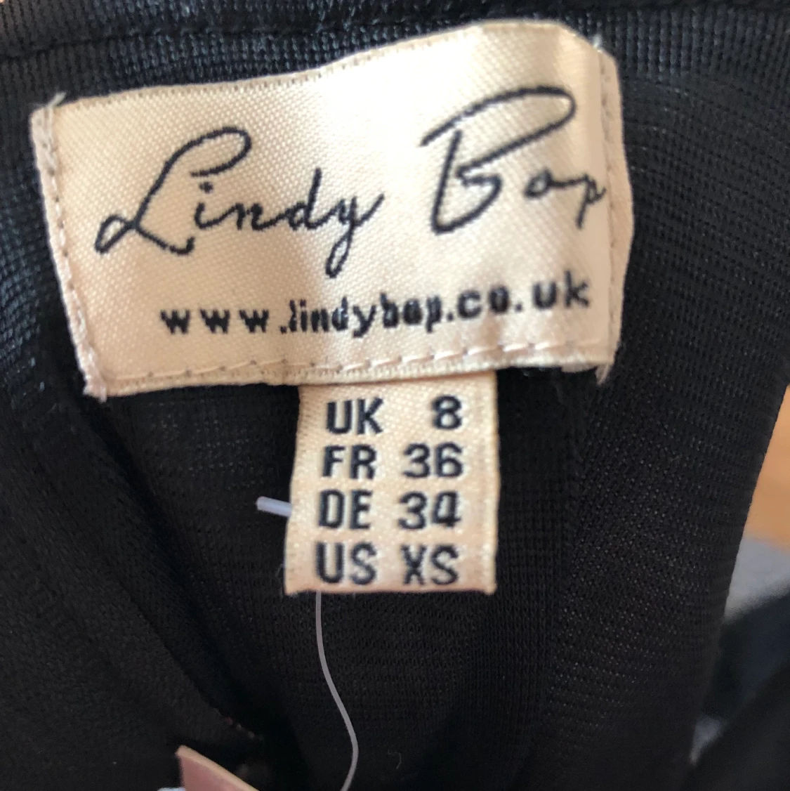 Vacker Blommig Klänning - 91