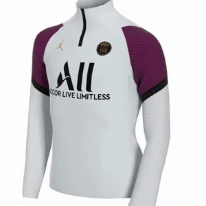 Jag söker en psg tröja - Söker en tröja i storlek s som inte är sliten