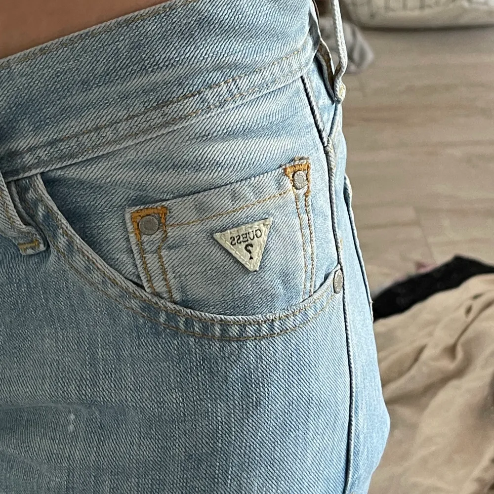 Vintage jeans från guess. ”Regular straight”. Jeans & Byxor.