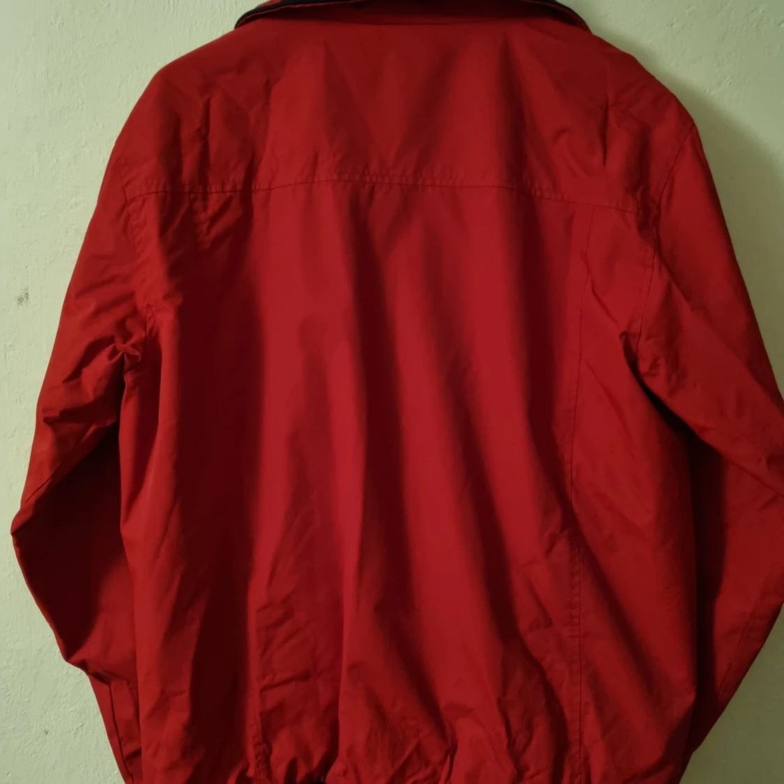 Röd Vindjacka - 90