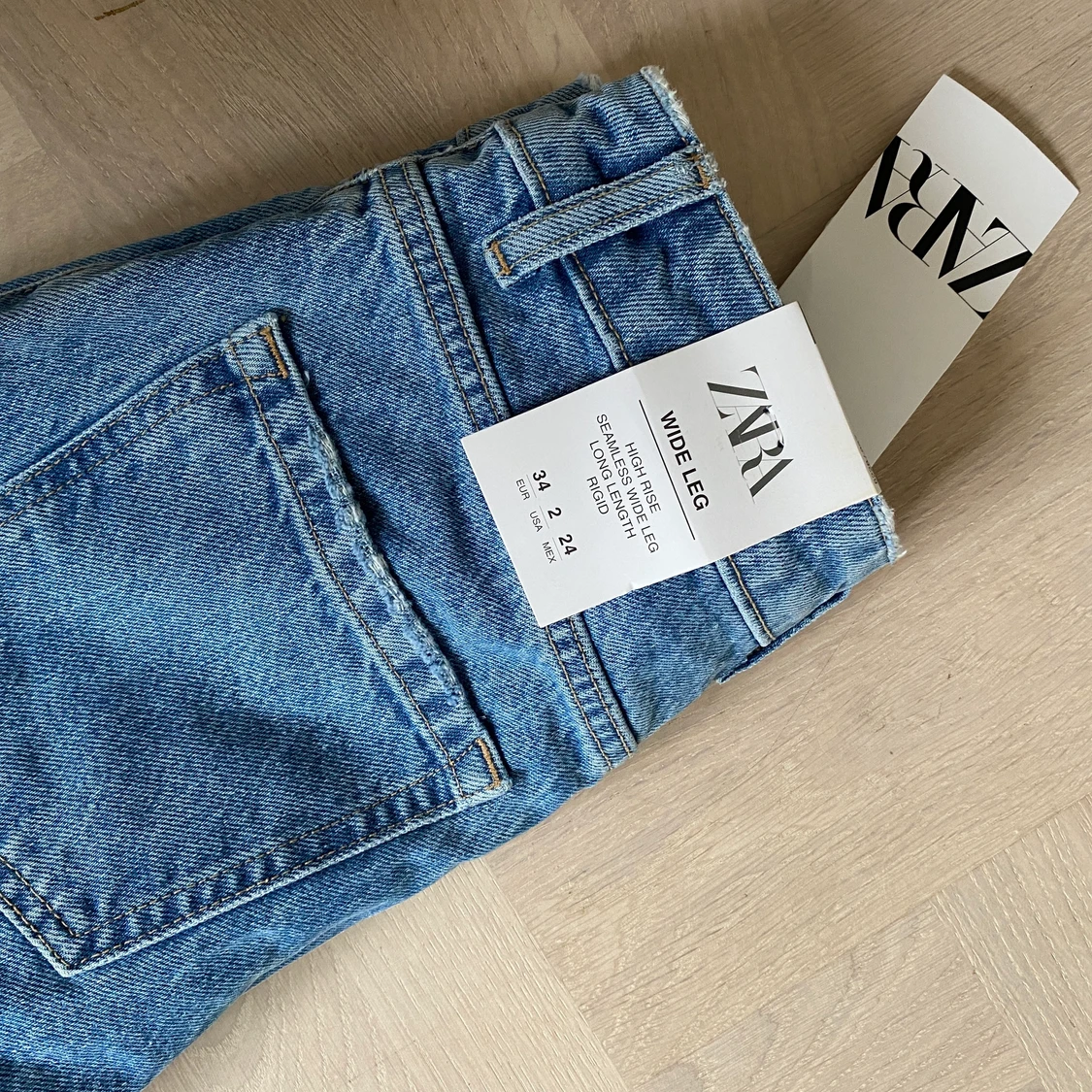 Oanvända jeans från zara - 91