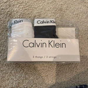 Calvin Klein trosor - Helt oanvända trosor från ck i xs, så fina och sköna💕