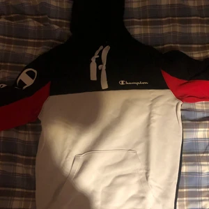 Champion tröja - Storlek S mycket bra skick 