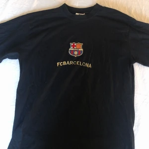 Barca t-shirt - En barca t-shirt i bra skick, lite osäker om den är M/L.