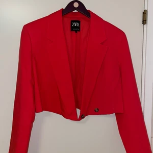 Zara - Kort kavaj;Använd 2-3 gånger