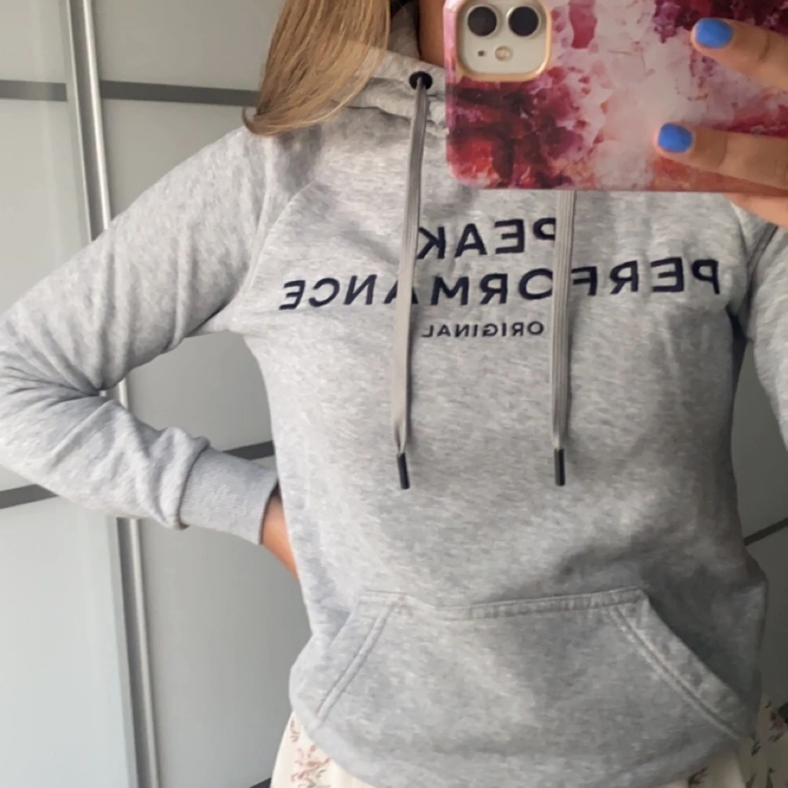 Hoddie från Peak Performance