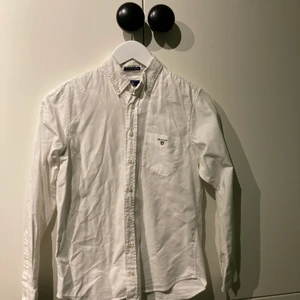 Gant skjorta  - Mycket fin gant skjorta, knappt använd