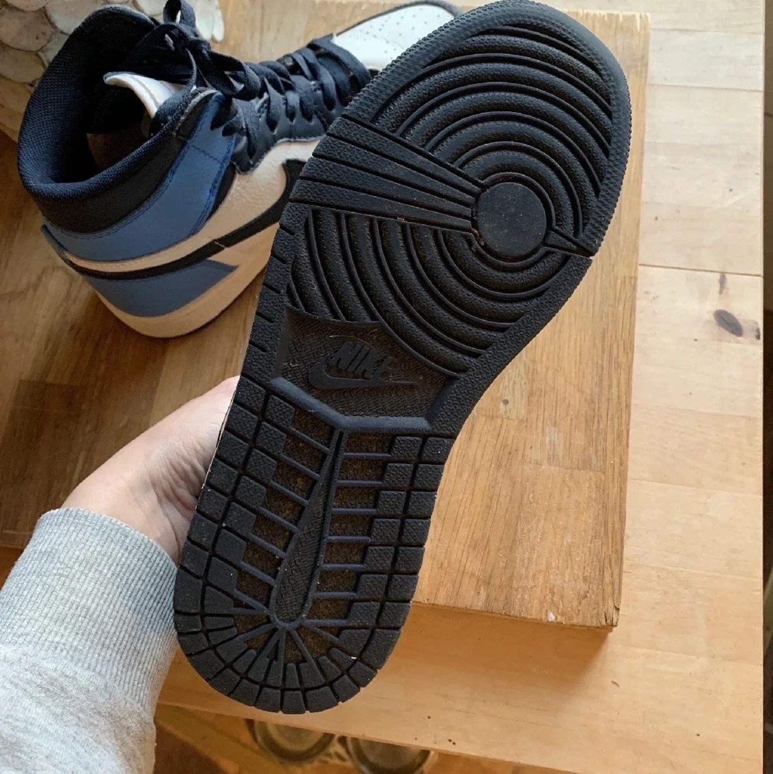 Jordans obsidian - 90