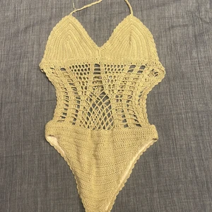 Badräkt  - Säljer denna fina baddräkten 🤍