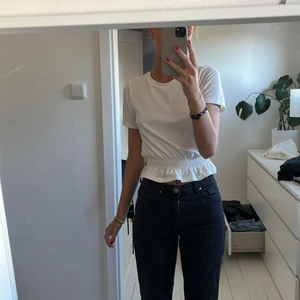 Ginatricot topp - Söt tshirt ifrån gina! Storlek xs💕 står ej för frakt