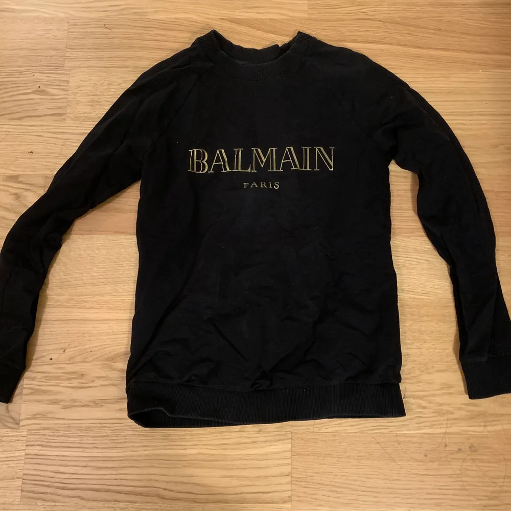 Balmain sweater storlek XS, nypris 4500kr. Tröjor & Koftor.