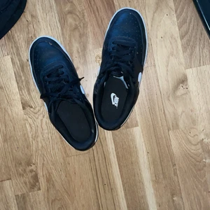 Nike - Nike dam skor 