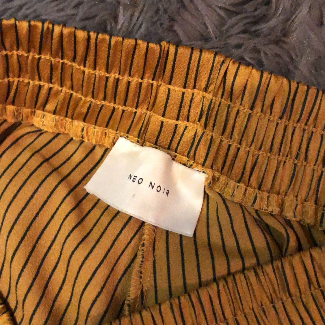 Neo noir byxor strl S - 91