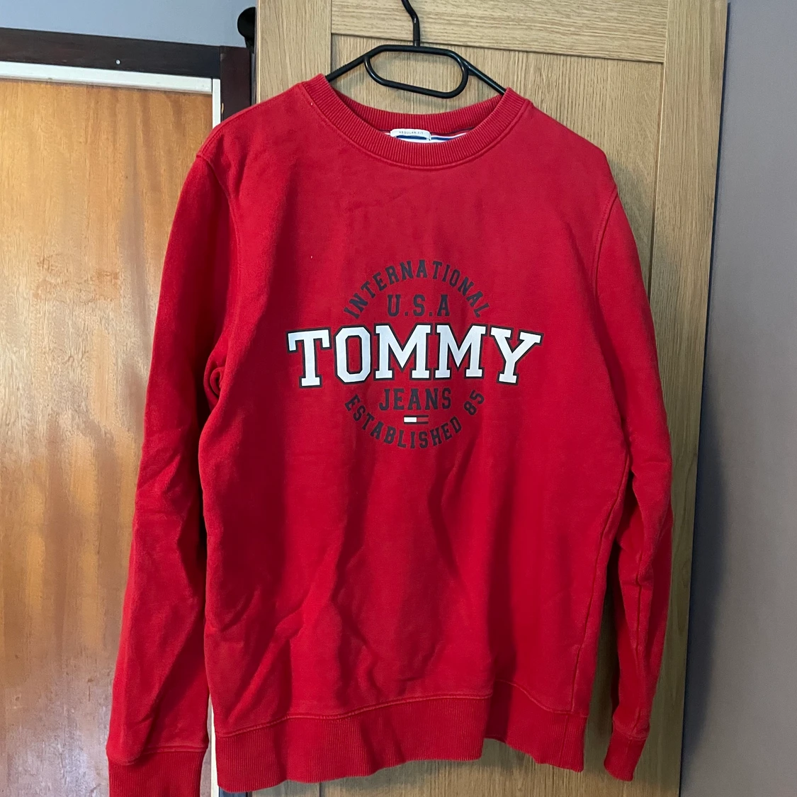 Tommy tröja M