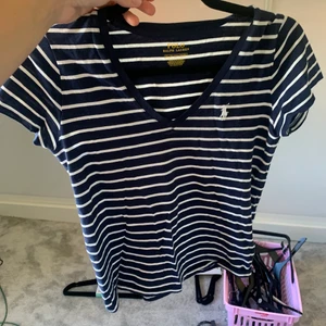 Ralph lauren t-shirt - Marinblå, vit randig 