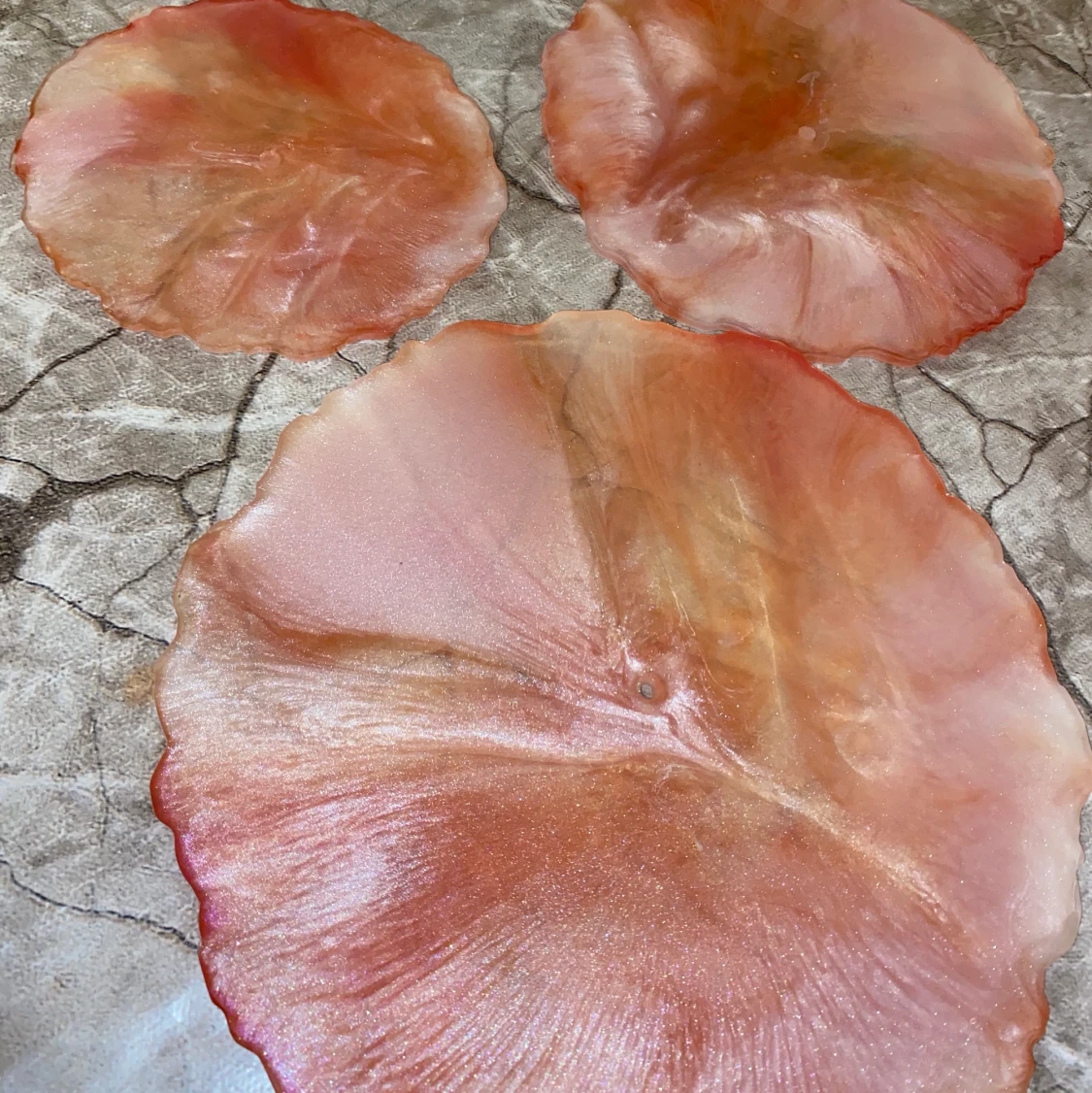 Resin art , stand cake  - 91