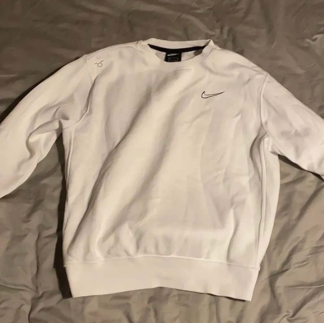 Nike sweater