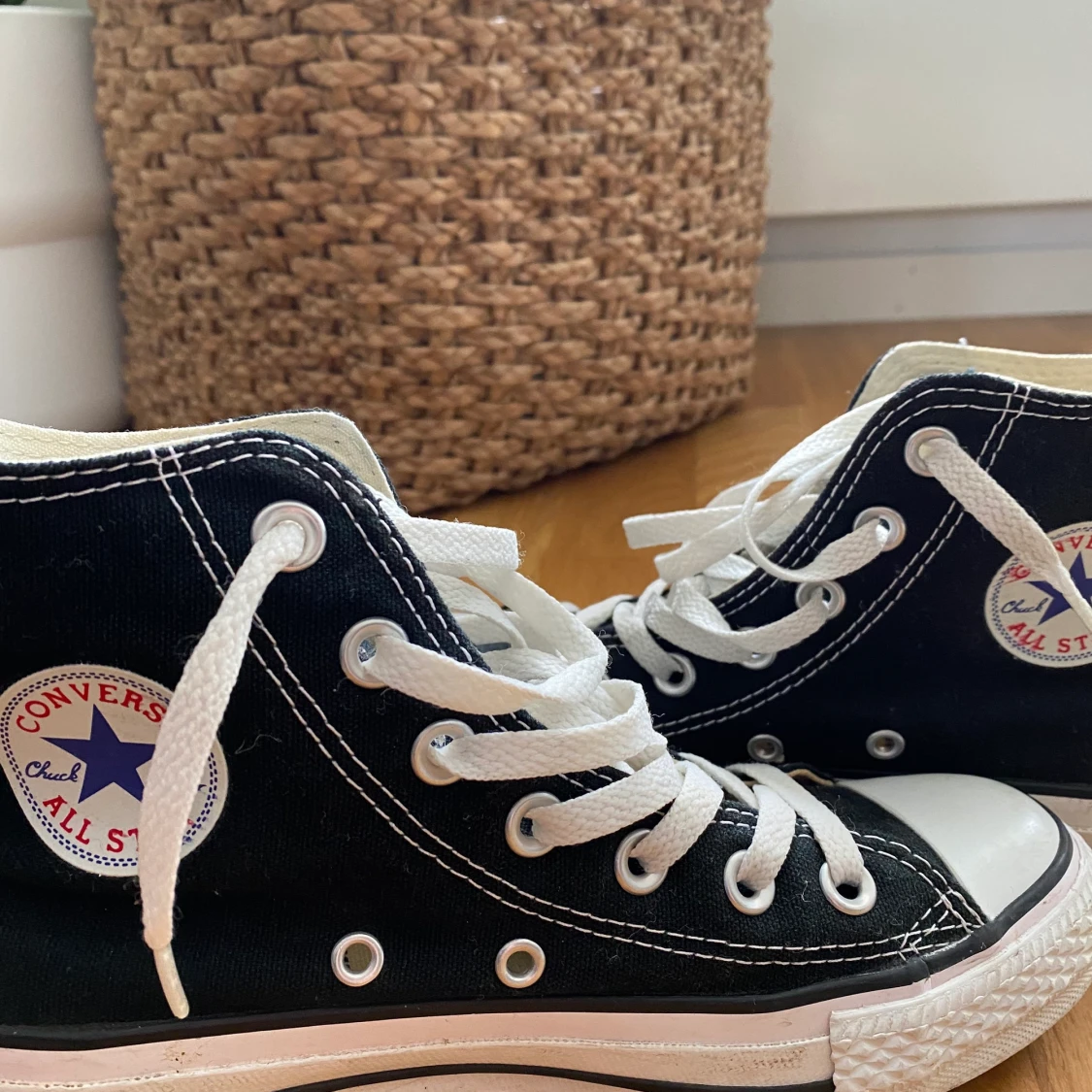 Svarta converse - 90