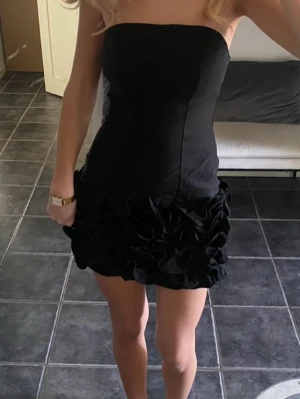 Klänning  - Säljer min Såå fina klänning💞💞endast använt en gång 