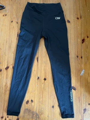 Träningsbyxor - Svarta tights från ICANIWILL 