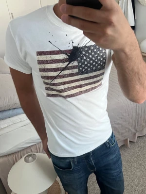 Concrete ink t shirt  - Nytt skick 