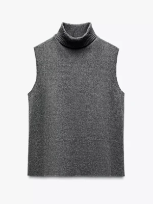 Grå stickad polo topp! - Snygg grå stickad väst med hög polokrage. Enkel att styla!!