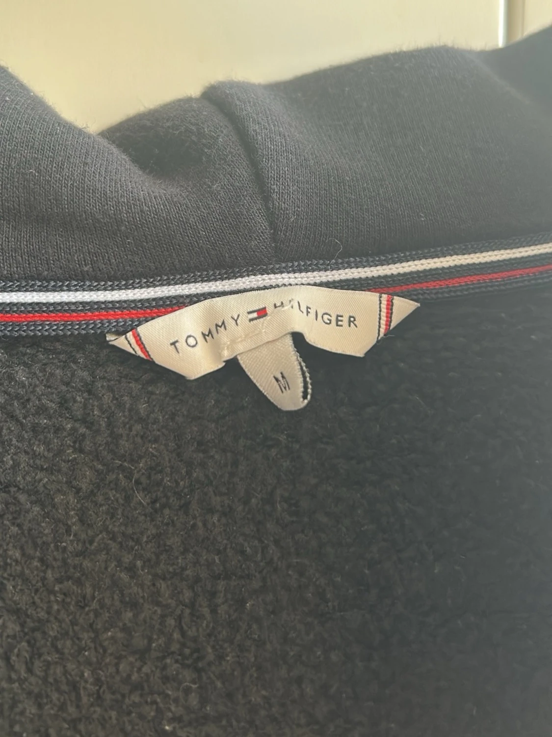 Tommy Hilfiger Hoodie - 1
