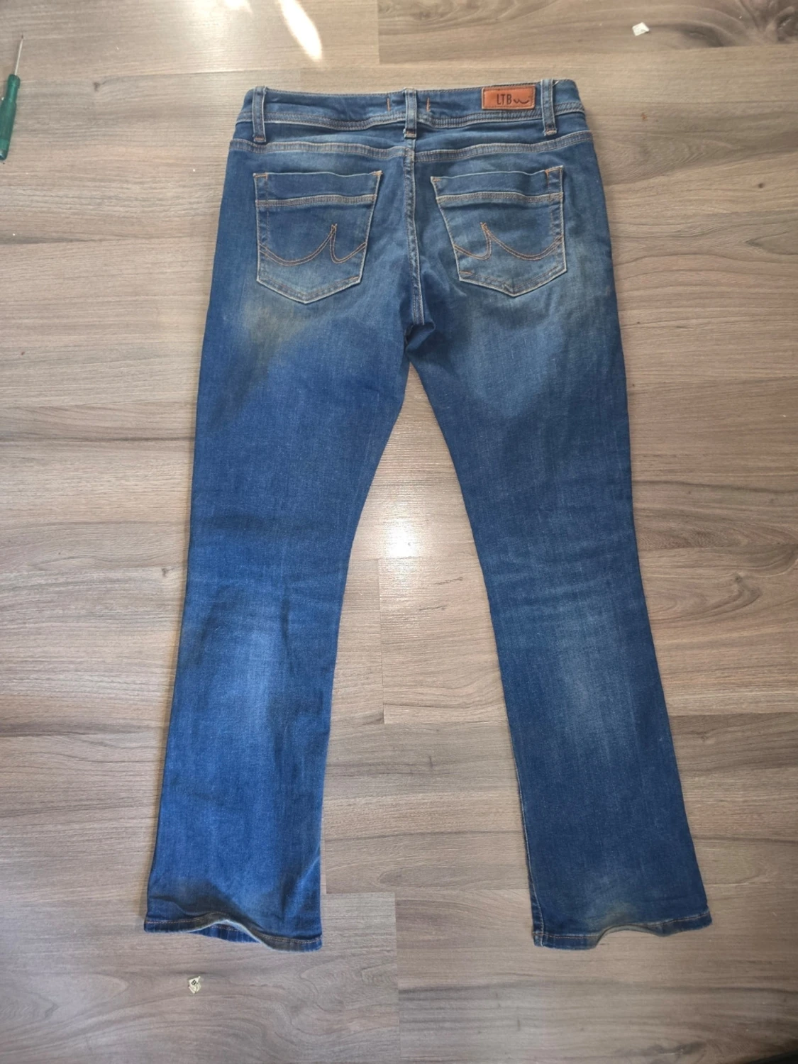 Blå bootcut jeans från LTB w28×32 - 2