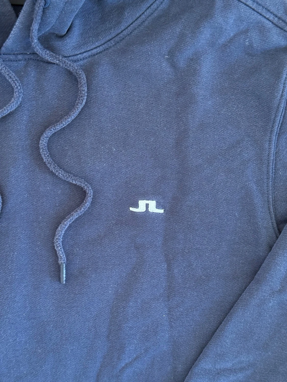 J.Lindeberg Mörkblå hoodie - 2