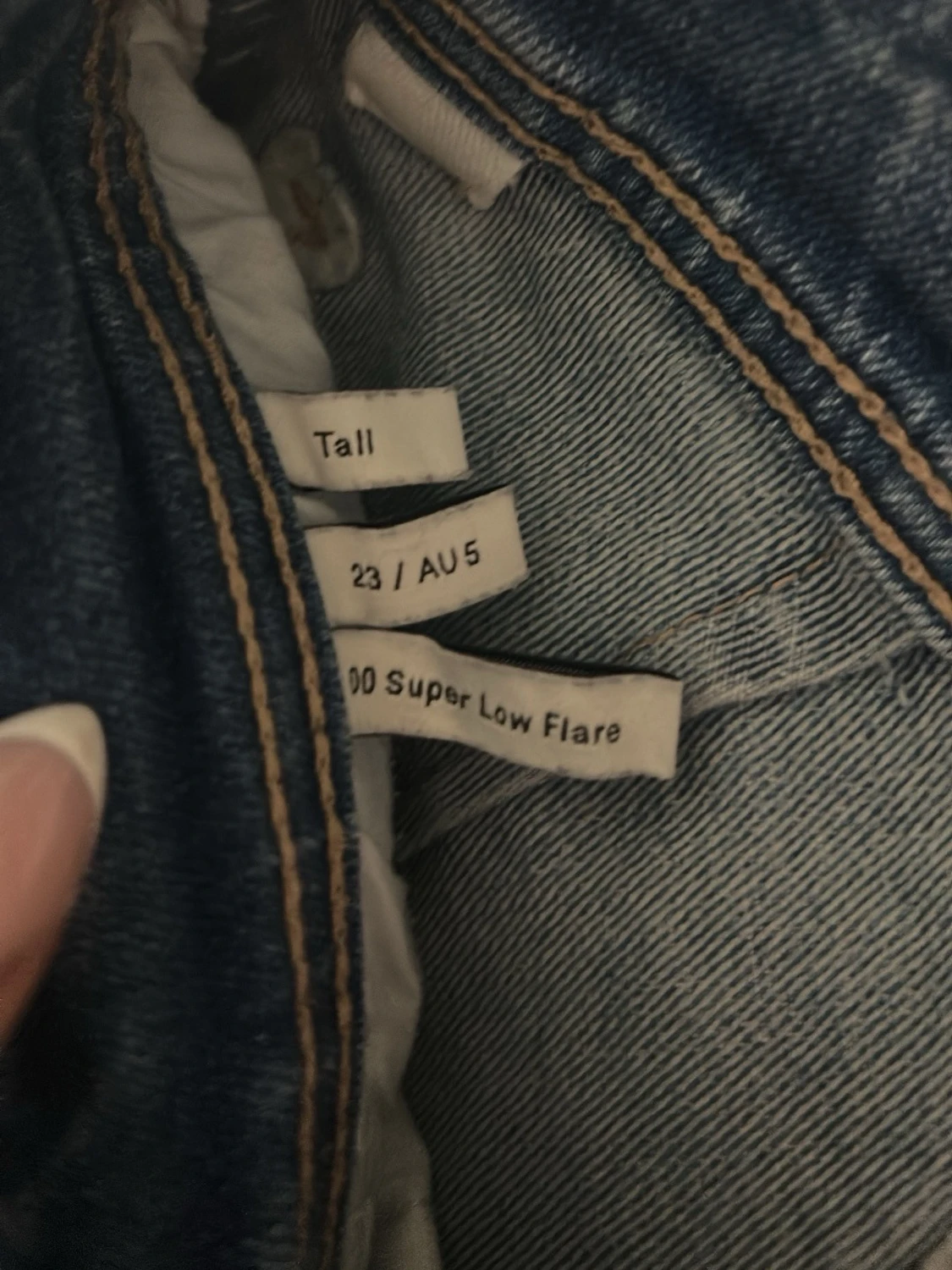 Blå jeansshorts med fransig kant - 3