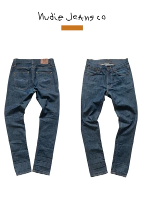  Nudie Lean Dean Jeans  - Säljer ett par mörkblå jeans från Nudie Jeans Co med klassisk femficksmodell, nypris: cirka 2500, säljer dessa för endast 449kr