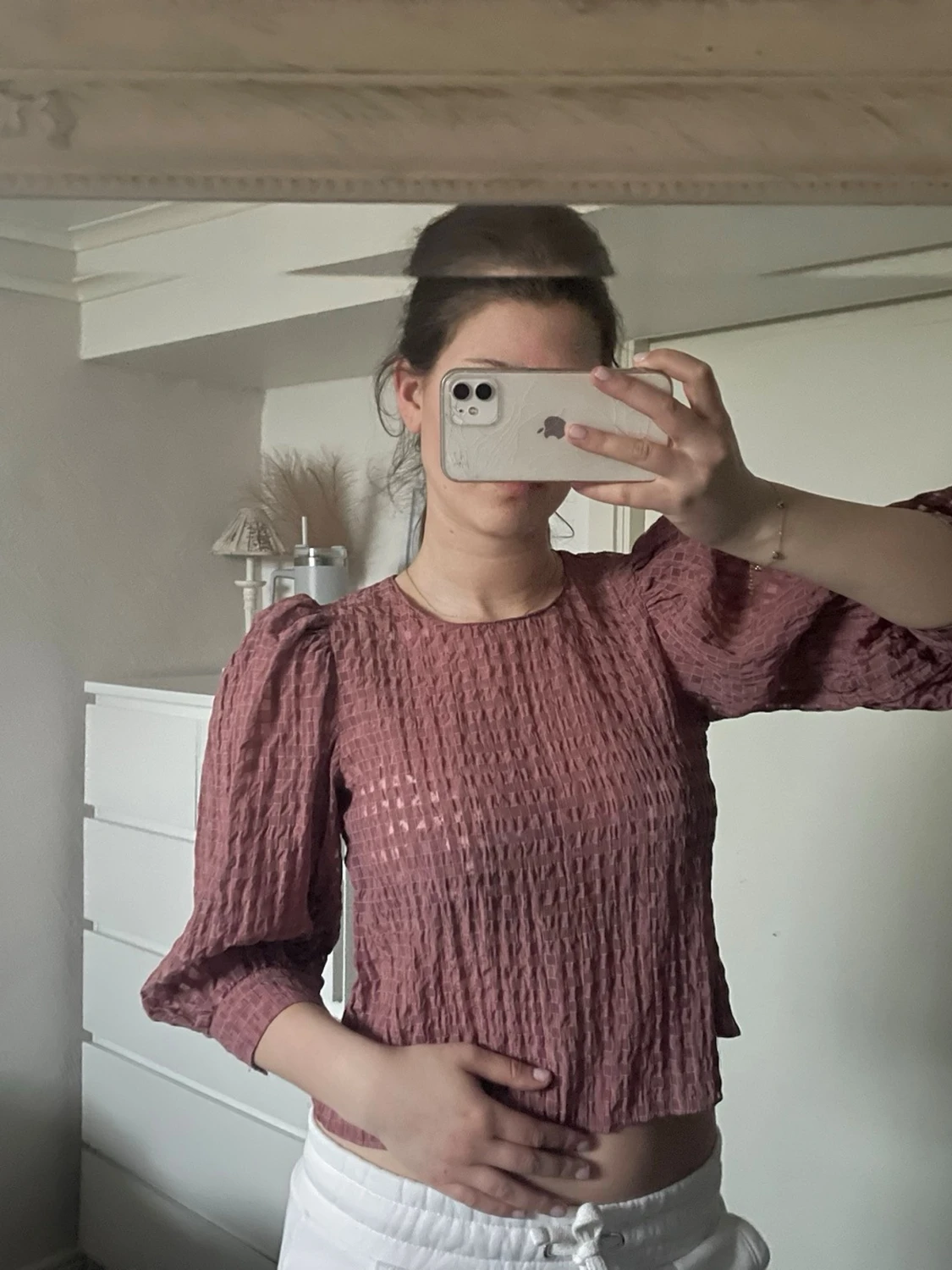 Mörk rosa blus
