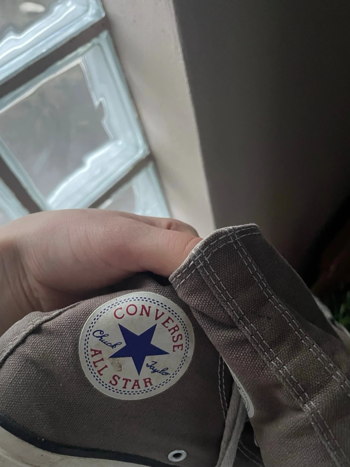 Converse - 1
