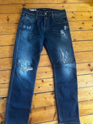 Replay Anbass - Hyperflex X-Lite Re-Used - Hej, säljer nu ett par replay anbass hyperflex i storlek 30. Knappt använda och i princip nyskick! Köpta från Zalando. //Julian