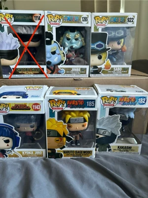 Anime Funko Pop Bundle - Funko pop bundle, would rather not be bought separately. The anime’s are: Jinbe from One Piece, Sabo from One piece. Kyoka Jiro from My Hero Academia. Naruto from Naruto and Kakashi from Naruto!   ❗️DISCLAIMERS!  - The Naruto Funko Pop was gifted to me but appears to NOT be a real Funko Pop and is pretty ripped! - Some of the Funko boxes are ripped or damaged which you can see in the pictures. - The Kakashi Funko pops package is also in a pretty bad shape