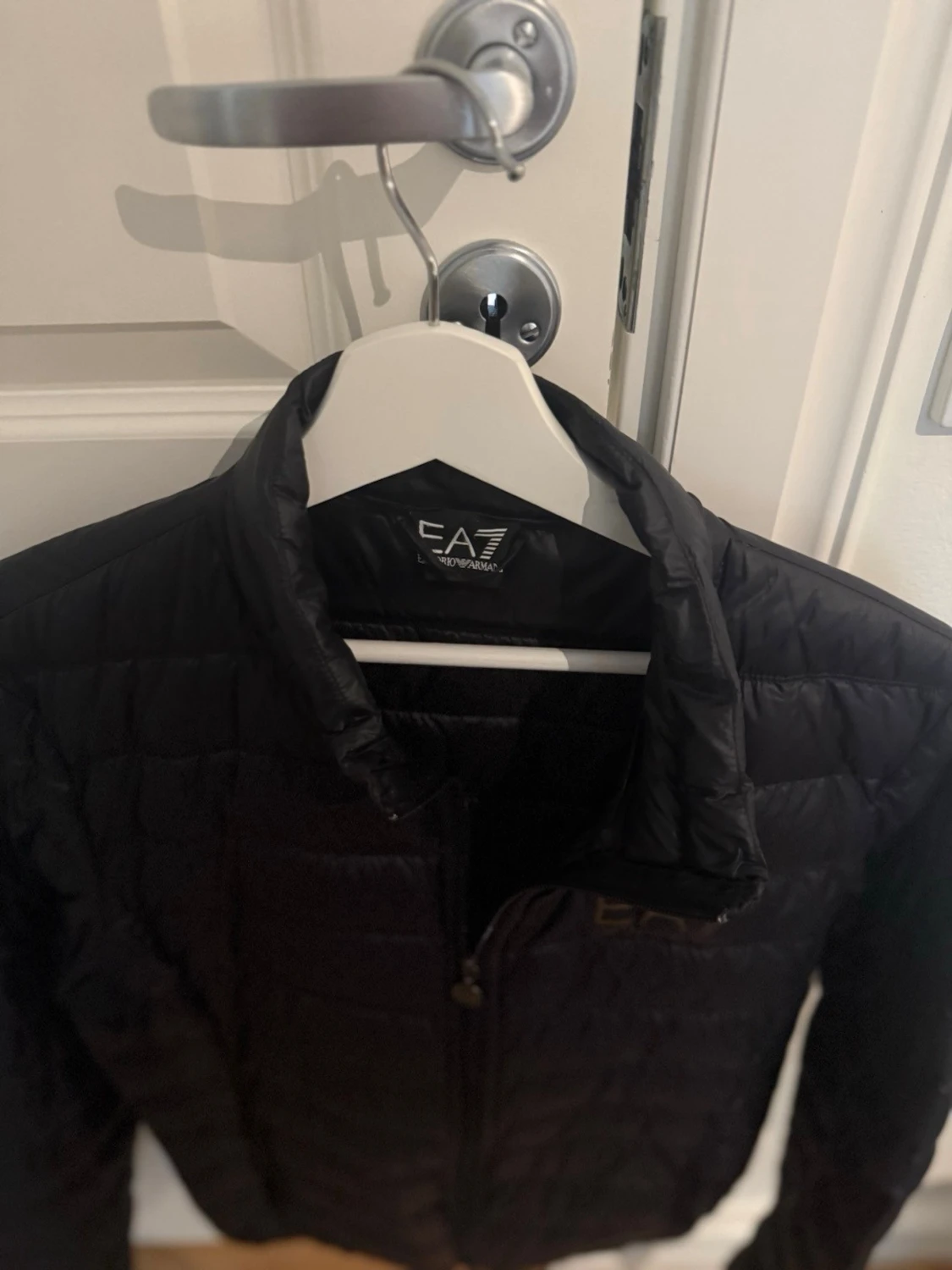 Svart dunjacka från EA7 Emporio Armani - 2