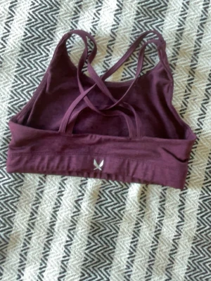 Lila sport bh - Lila sport bh, storlek 146-152💗
