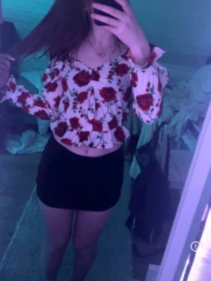 Blommig blus - Blommor blus