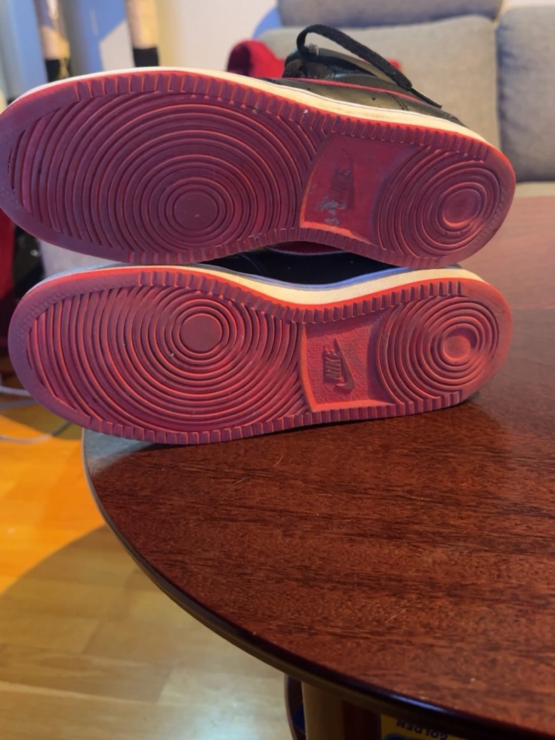 Nike svart-röda high sneakers - 3