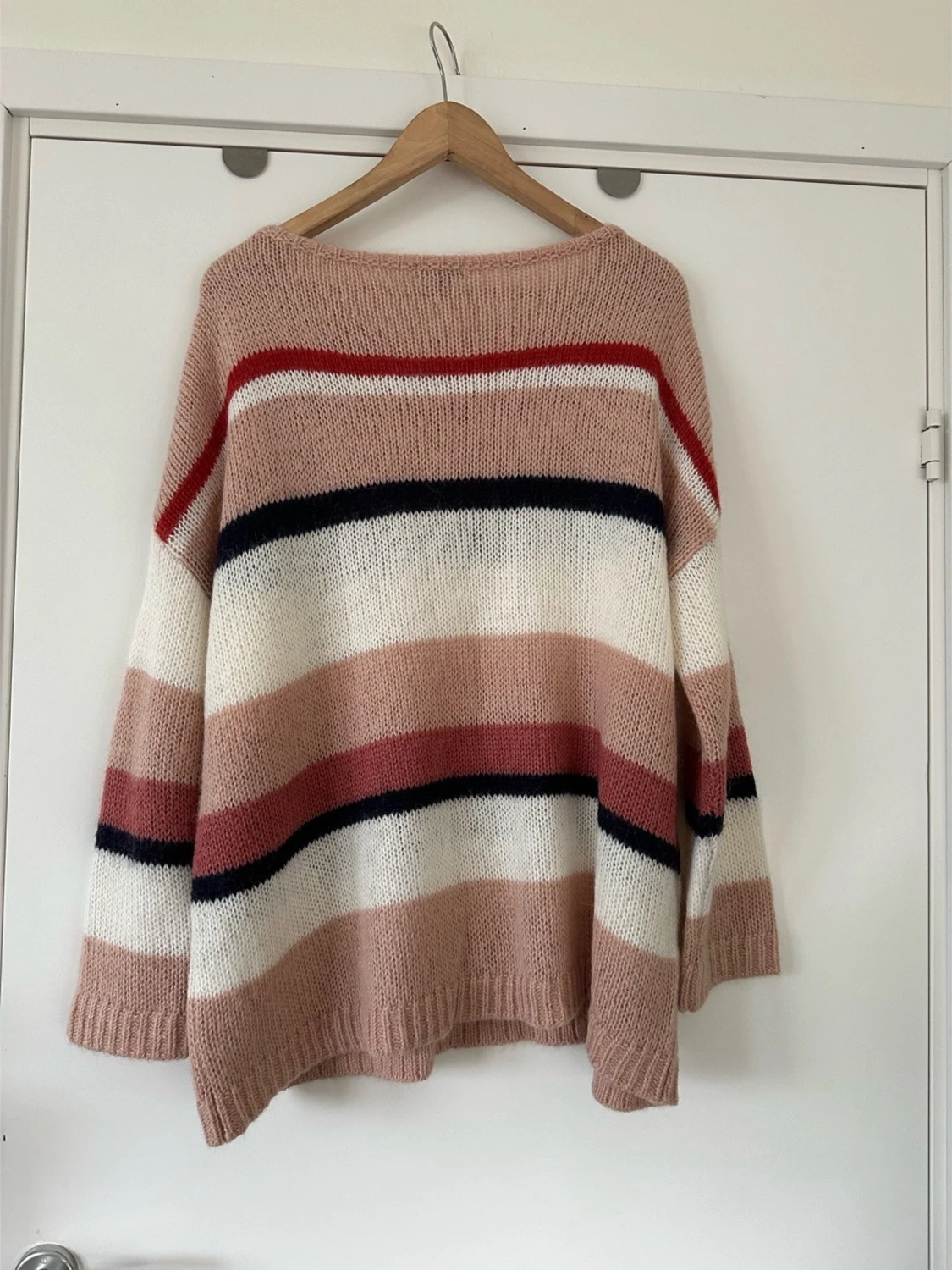 Lindex - stickad rosa vit tröja - storlek M - 1
