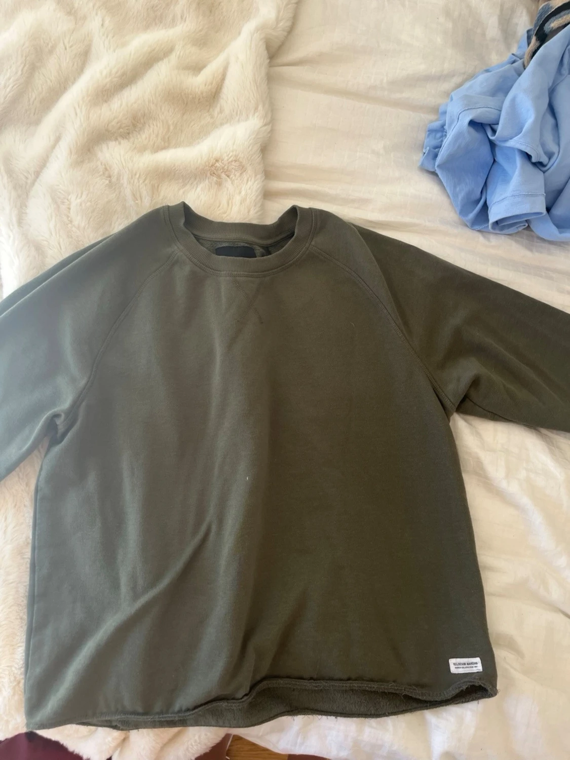 Olivgrön hoodie - 2